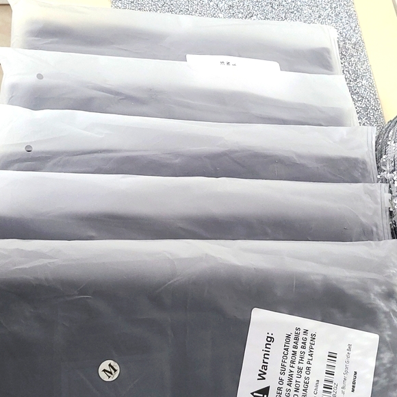 NWT Med Black Sports Waist Trainer, Burner, Shaper Body Belt - Picture 16 of 16